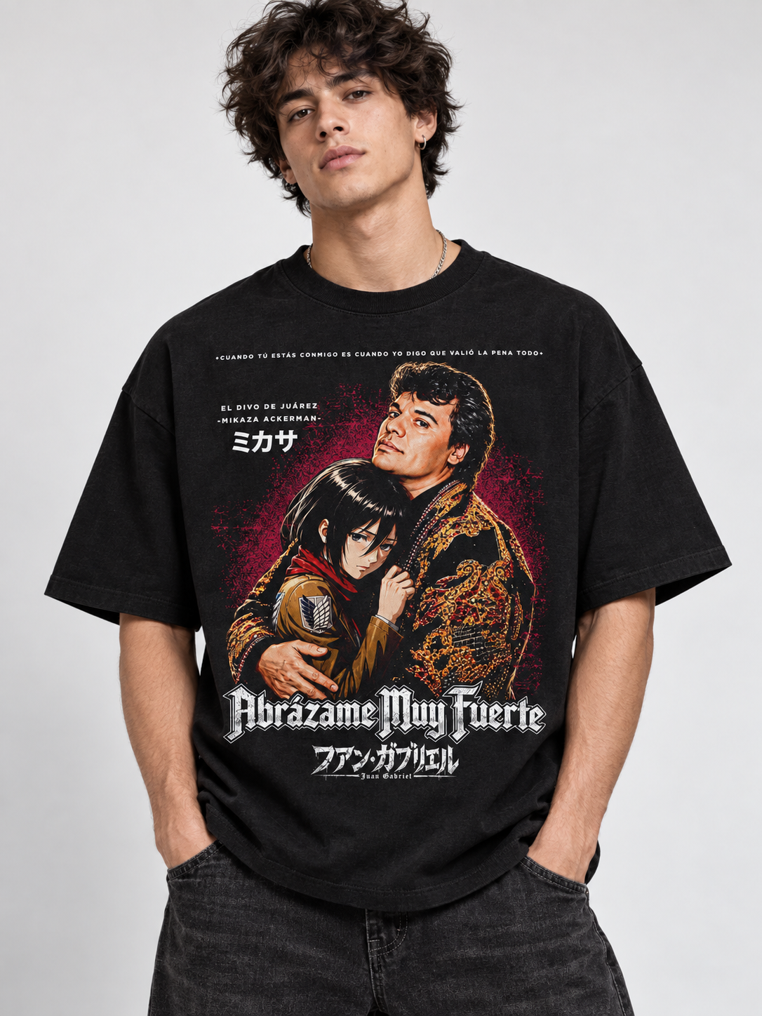 ABRÁZAME MUY FUERTE X MIKASA T-SHIRT